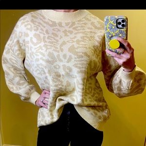Leopard print, bubble sleeve sweater in Taupe.